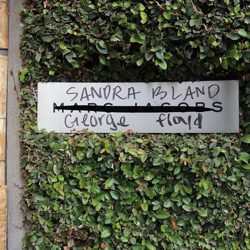 O Marc Jacobs έκανε την πιο δυνατή δήλωση κατά του ρατσισμού - εικόνα 1