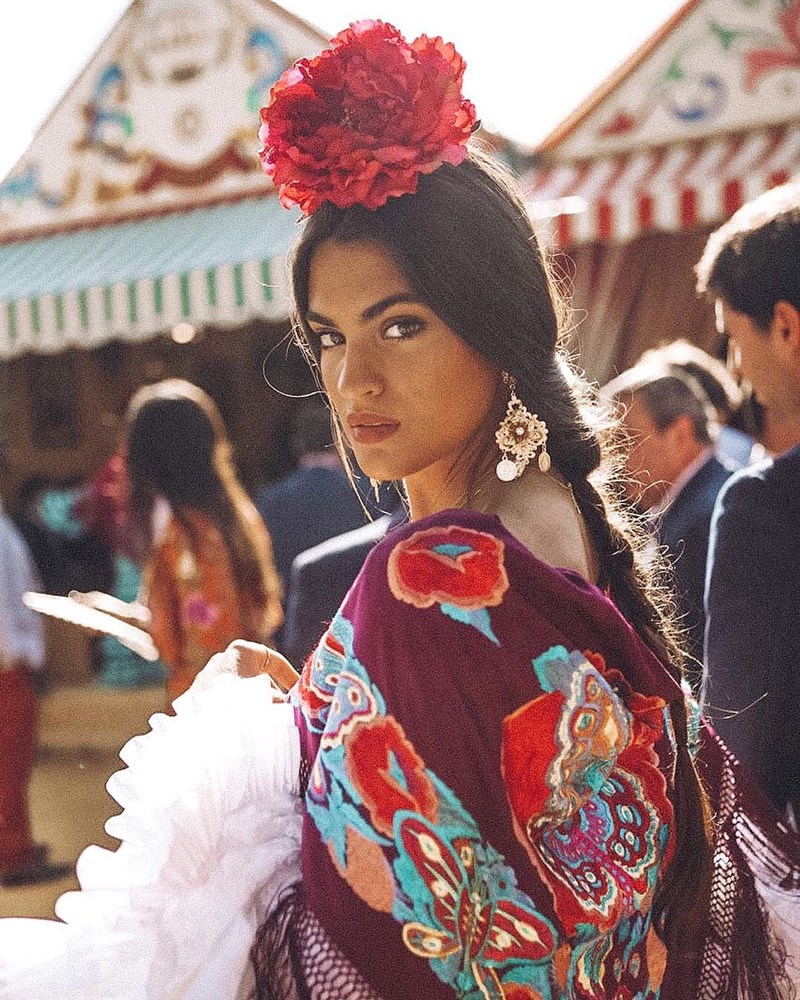 Η γοητευτική influencer που ακολουθούμε όλο το καλοκαίρι - εικόνα 4