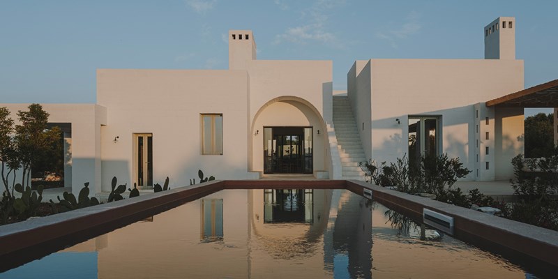 Καλοκαίρι στα λευκά: 23 στιγμές από μια ονειρεμένη βίλα στην Ιταλία - εικόνα 11