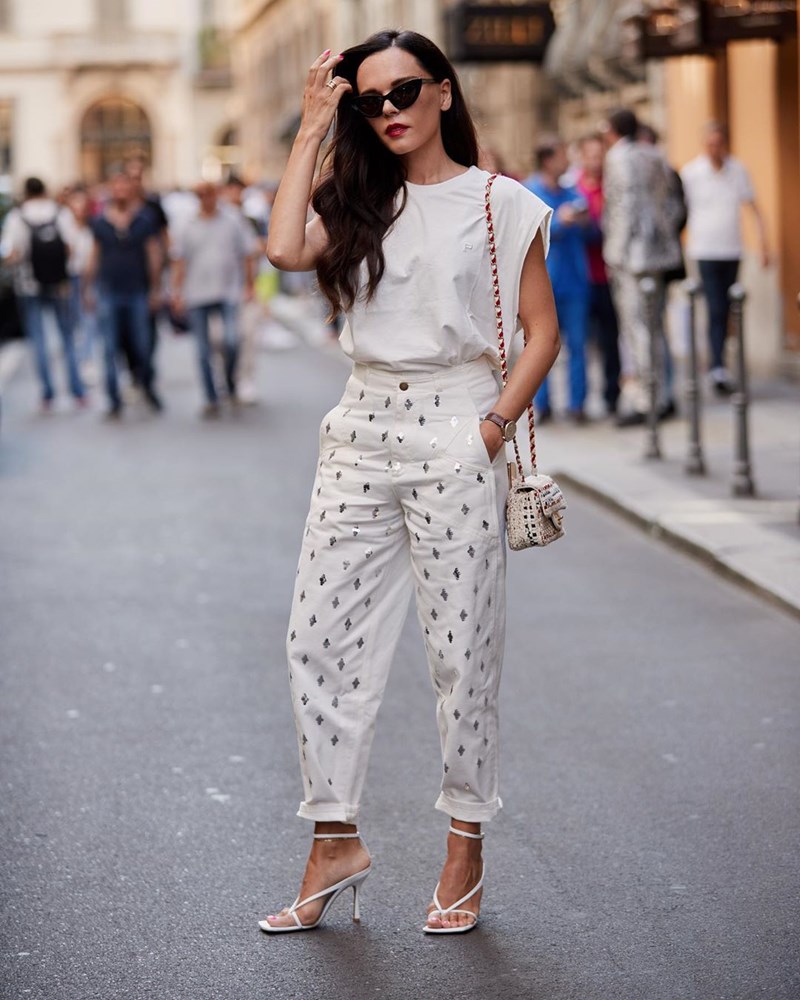 Ψηλοτάκουνα και το καλοκαίρι: 20 ακαταμάχητοι συνδυασμοί για να τα φορέσεις με τον πιο μοντέρνο τρόπο - εικόνα 9