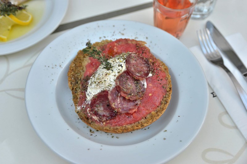 Δοκιμάσαμε αυθεντικά ελληνικές γεύσεις στο κέντρο της πόλης - εικόνα 3