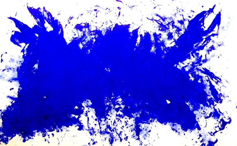 Το design φέτος λατρεύει το μπλε του Yves Klein - εικόνα 26