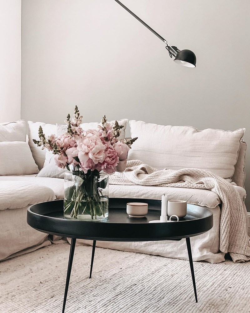 Girly Minimal: Πώς θα χαρίσεις θηλυκότητα σε ένα λιτό σπίτι - εικόνα 2