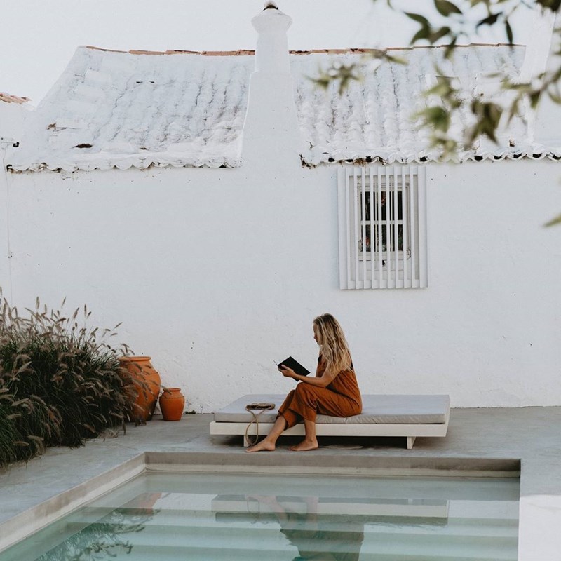 Slow Living: 38 φωτογραφίες από ένα κατάλευκο οίκημα στη Λισαβόνα - εικόνα 3