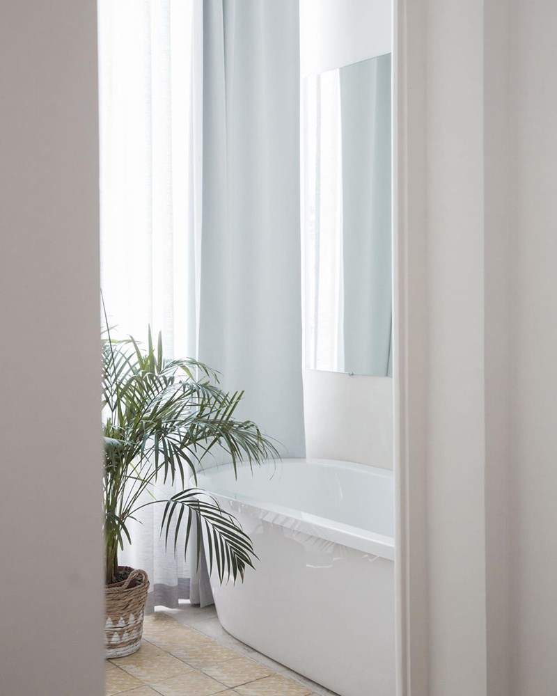 Slow Living: 38 φωτογραφίες από ένα κατάλευκο οίκημα στη Λισαβόνα - εικόνα 36