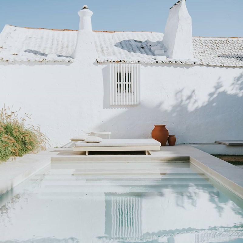 Slow Living: 38 φωτογραφίες από ένα κατάλευκο οίκημα στη Λισαβόνα - εικόνα 5