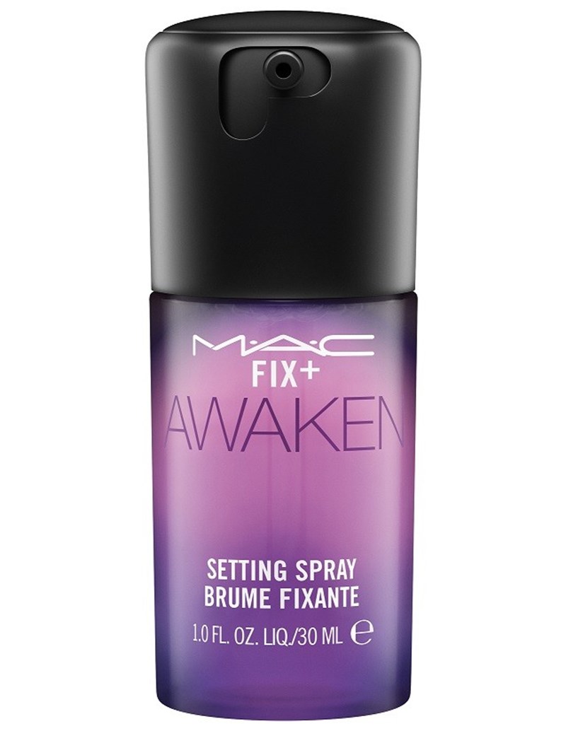 Βάση με φυσική λάμψη: Το make-up trick που θα σε σώσει στις διακοπές - εικόνα 2