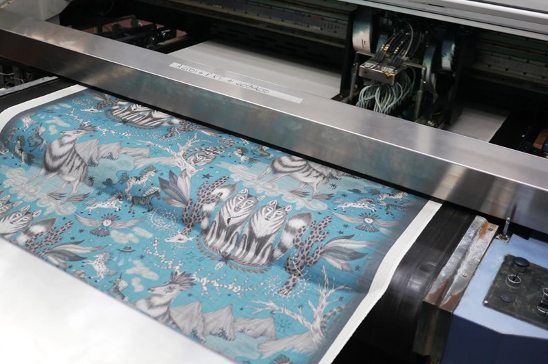 Μια συλλογή μαξιλαριών που μοιάζουν με φιλμ του Τιμ Μπάρτον - εικόνα 6