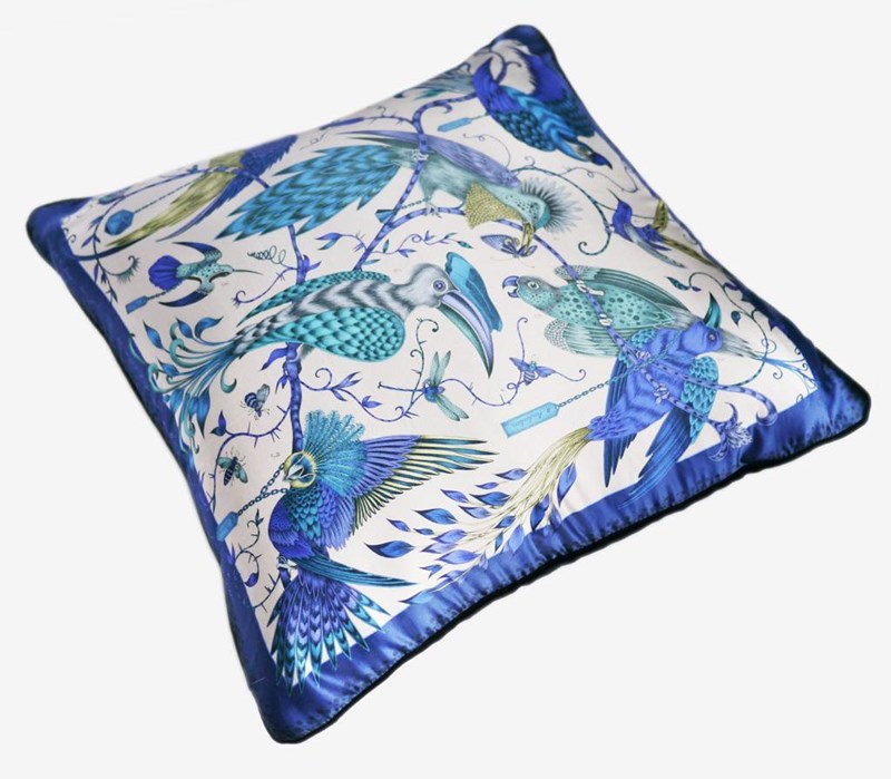 Μια συλλογή μαξιλαριών που μοιάζουν με φιλμ του Τιμ Μπάρτον - εικόνα 5