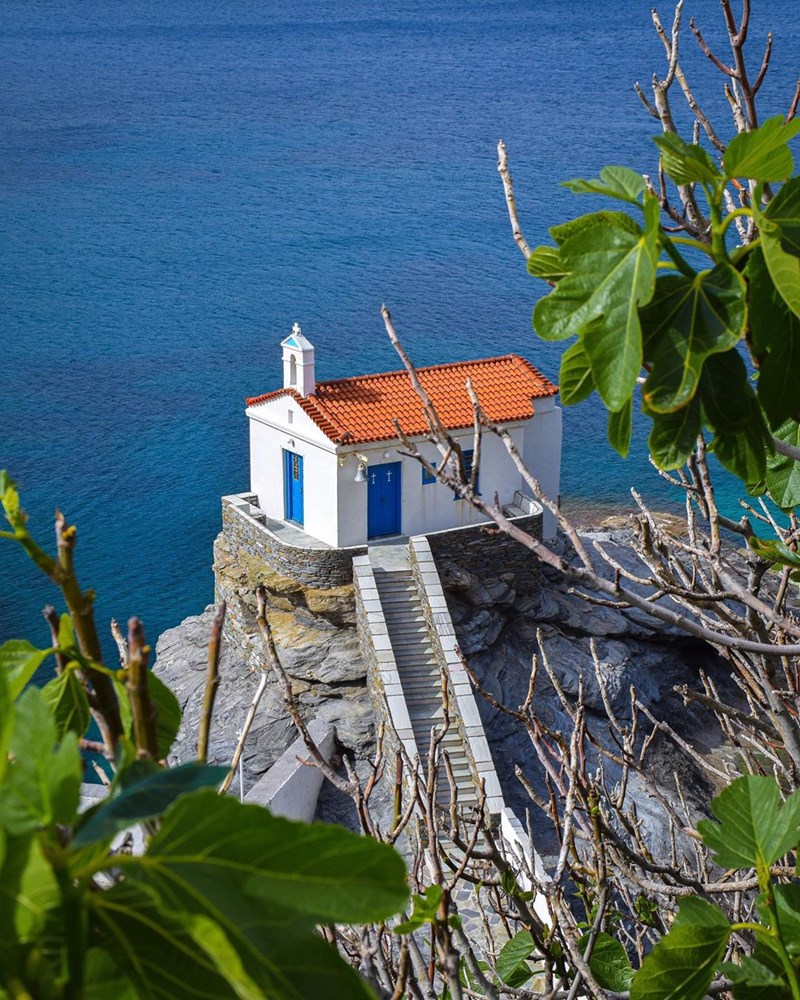 5+1 Έλληνες Instagrammers που κάνουν viral στο εξωτερικό το καλοκαίρι στην Ελλάδα - εικόνα 29