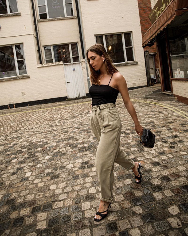 Όλο το καλοκαίρι σε 12+1 minimal συνδυασμούς που πρέπει να υιοθετήσεις τύπου #asap - εικόνα 7