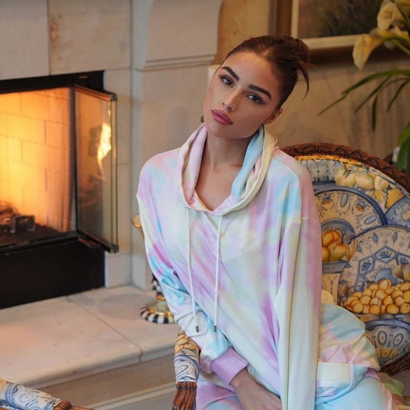 Tie-Dye: Η αγαπημένη τάση των celebrities τώρα - εικόνα 4