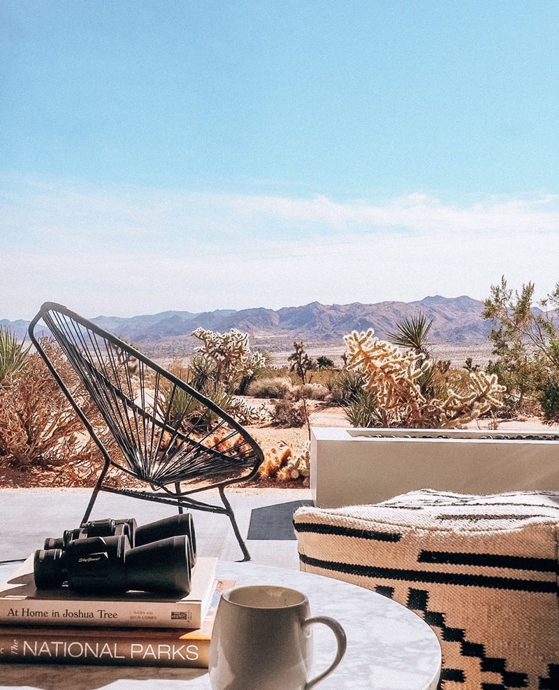 Μια μοντέρνα κατοικία γεμάτη μουσική στην ερημιά της στέπας - εικόνα 17