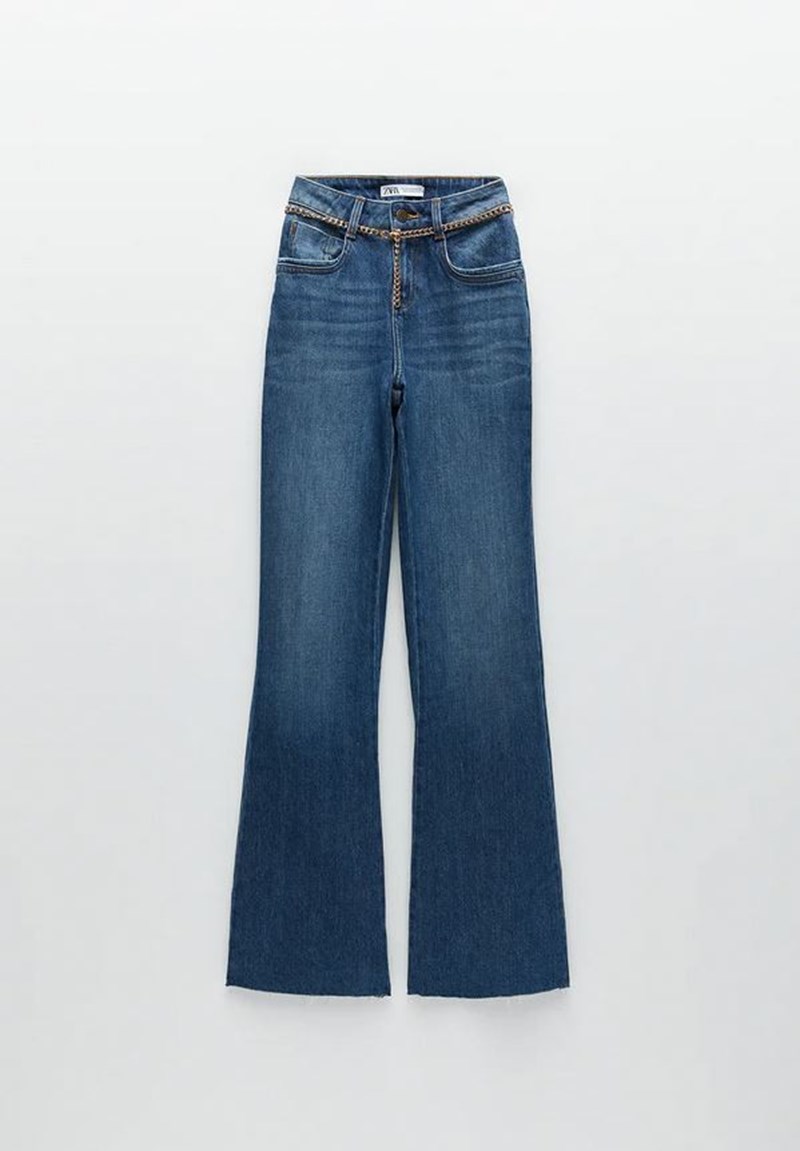 Τζην παντελόνι με αλυσίδα, Zara.