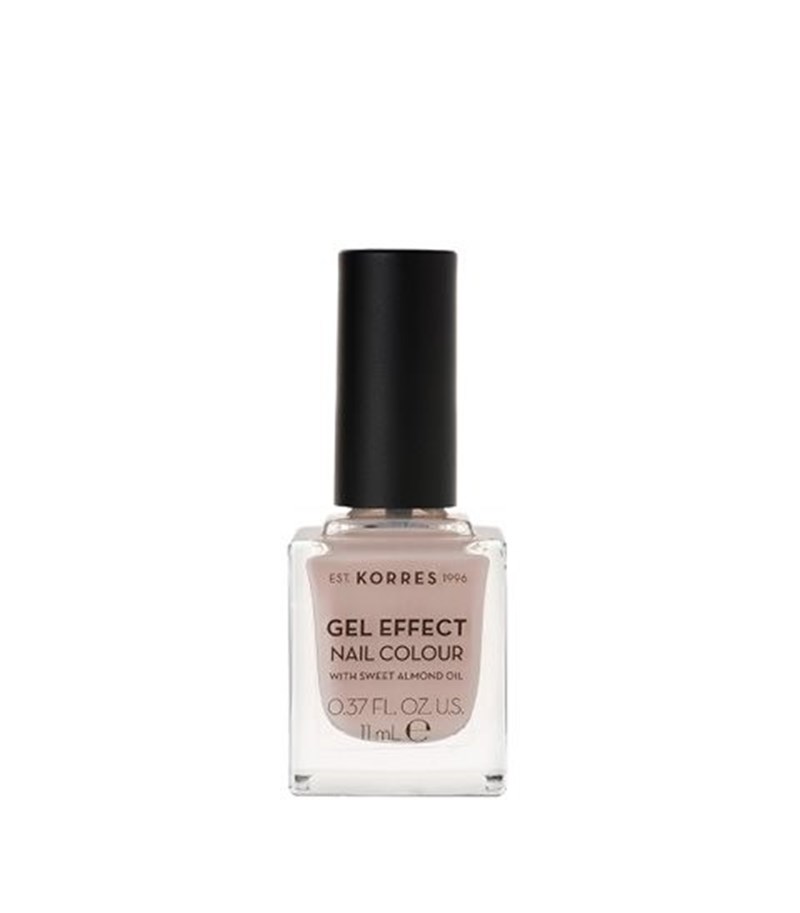 Βερνίκι νυχιών Gel Effect Nail Colour 31 Sandy Nude, της Korres (στα φαρμακεία).