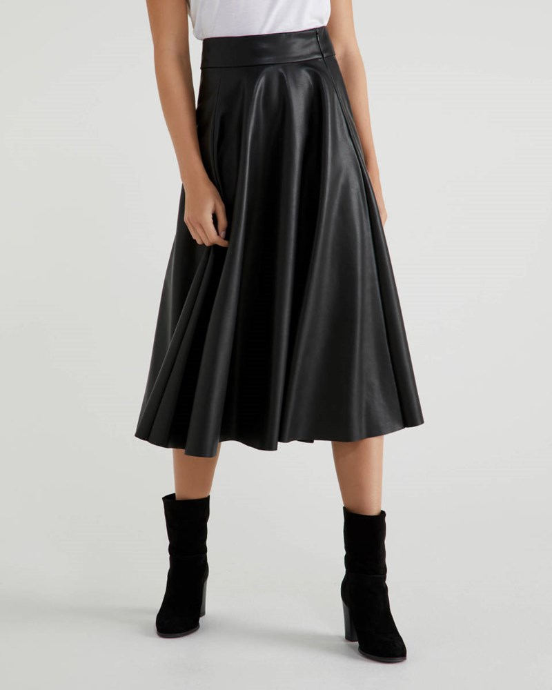 Δερμάτινη φούστα, Benetton.