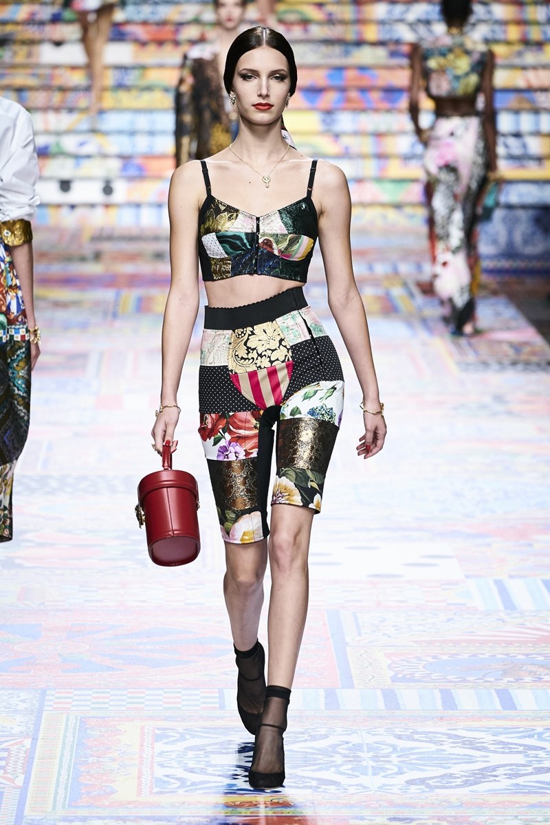 To show του οίκου Dolce & Gabbana στην Εβδομάδα Μόδας του Μιλάνου - εικόνα 7