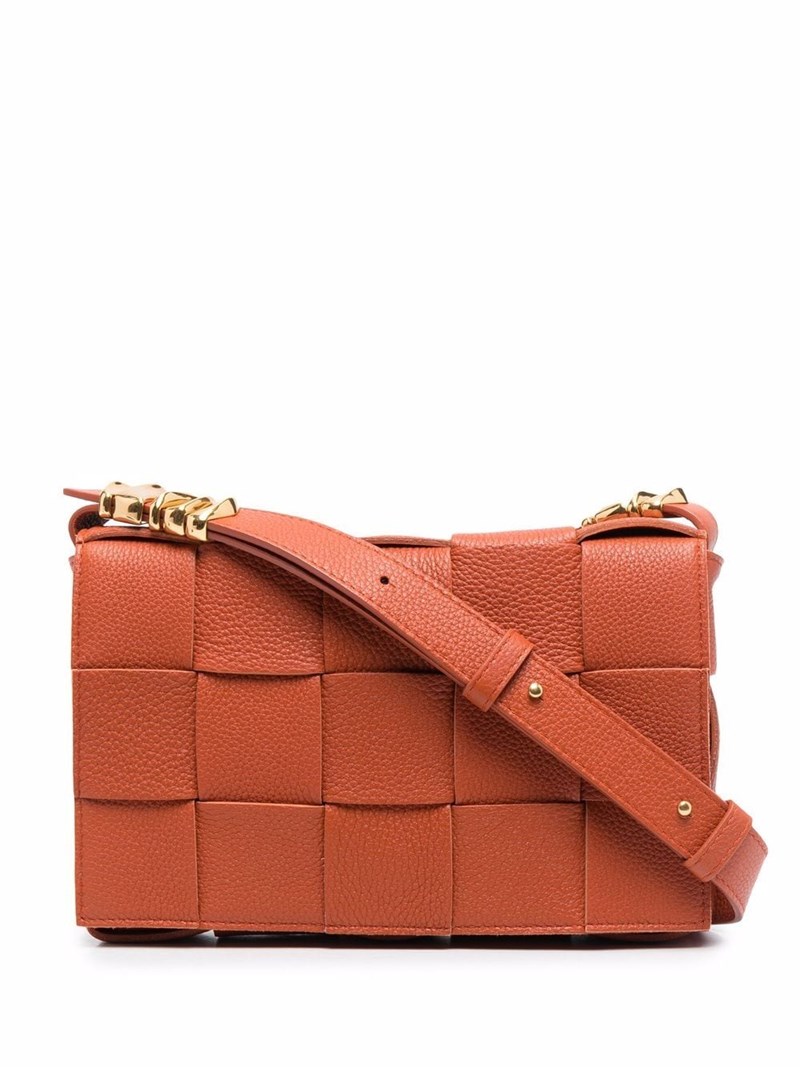 Πορτοκαλί: 11 ακαταμάχητα street style looks και 12 stylish items αρκούν για να σε πείσουν να βουτήξεις την ντουλάπα σου στους υποτόνους του - εικόνα 15