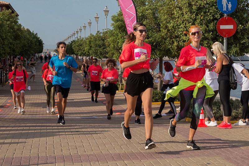 ELLE RUN: Τρέξαμε όλοι μαζί για τις γυναίκες από... απόσταση - εικόνα 14