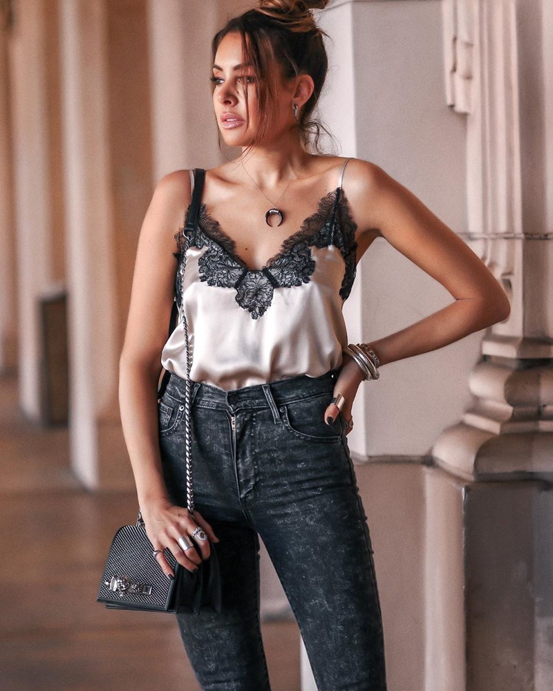 Ποιος είπε ότι το casual δεν είναι και σέξυ; 10+1 street style σκέτη μαγεία - εικόνα 6