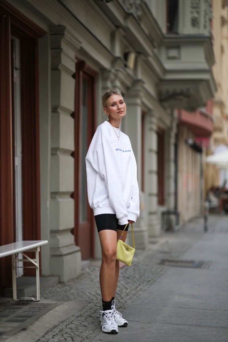 12 looks για να φοράς τα sneakers σου κάθε μέρα (και σε κάθε πιθανή περίσταση!) - εικόνα 7