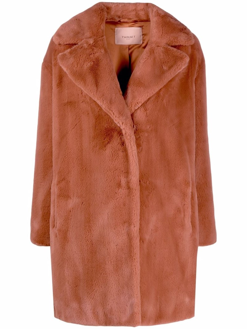 Πορτοκαλί: 11 ακαταμάχητα street style looks και 12 stylish items αρκούν για να σε πείσουν να βουτήξεις την ντουλάπα σου στους υποτόνους του - εικόνα 10