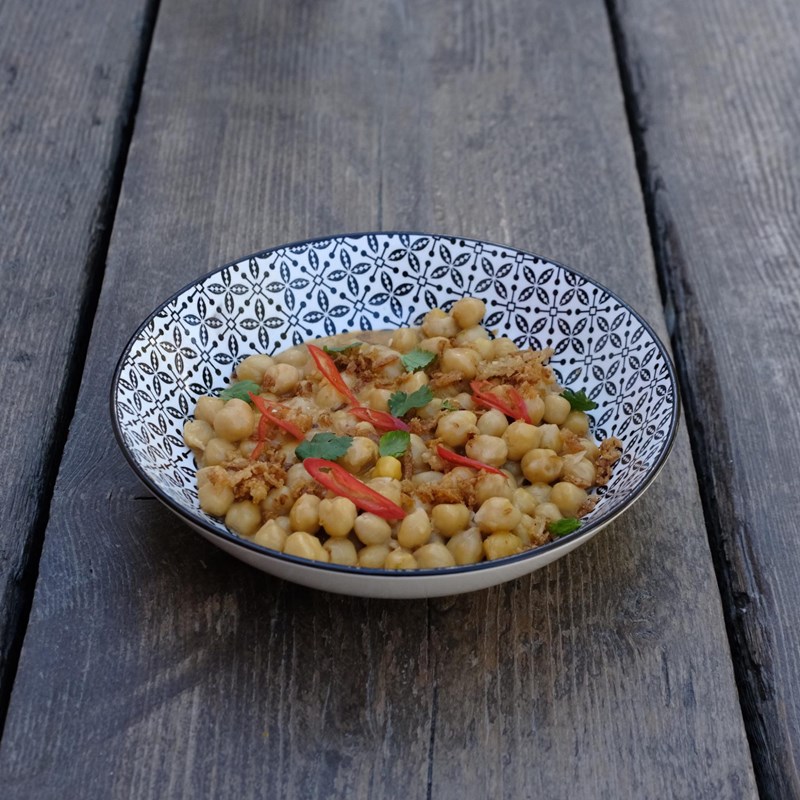 Cachou: Δώσαμε ραντεβού στην ωραιότερη αυλή της πόλης - εικόνα 2