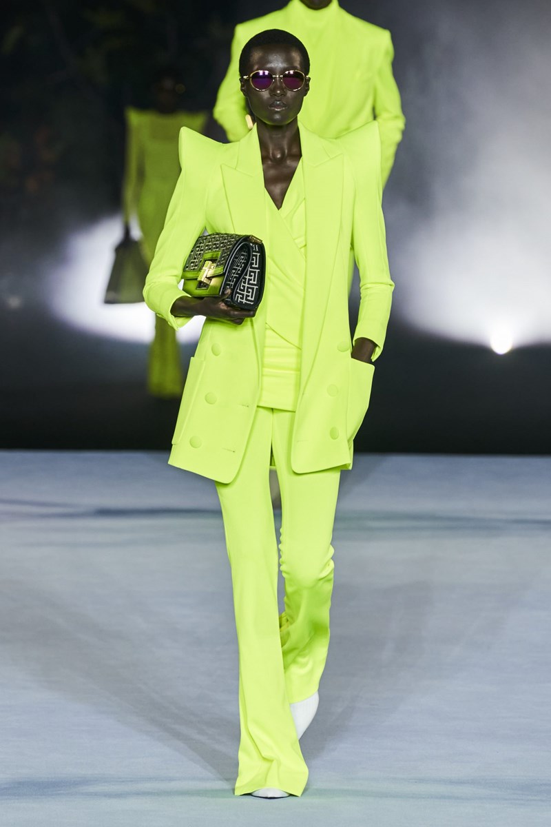 To show του οίκου Balmain στην Εβδομάδα Μόδας του Παρισιού - εικόνα 3