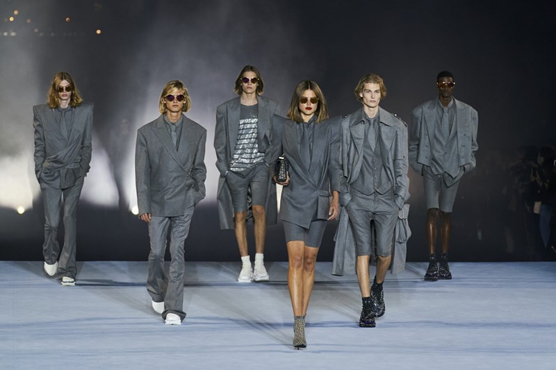 To show του οίκου Balmain στην Εβδομάδα Μόδας του Παρισιού - εικόνα 11