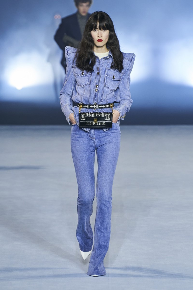 To show του οίκου Balmain στην Εβδομάδα Μόδας του Παρισιού - εικόνα 7