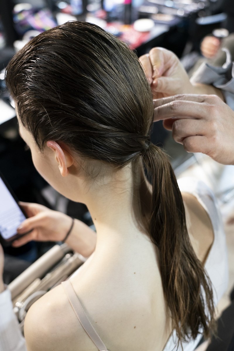 Μακριά μαλλιά; 7 hairstyling για να έχεις κάθε μέρα άλλο λουκ - εικόνα 5