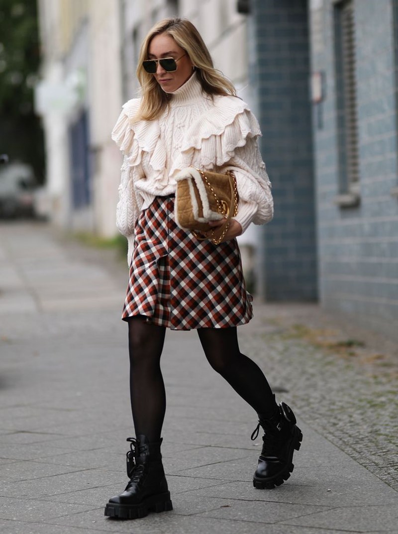 Μίνι φούστα + μπότες: 7 συνδυασμοί φωτιά - εικόνα 5