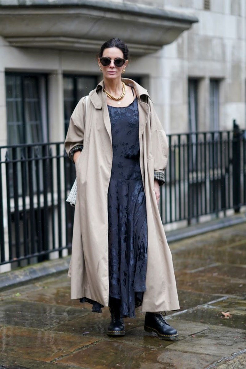 Φορέματα + Αρβυλάκια: 6 φθινοπωρινοί συνδυασμοί για όσες ξέρουν από στυλ - εικόνα 6