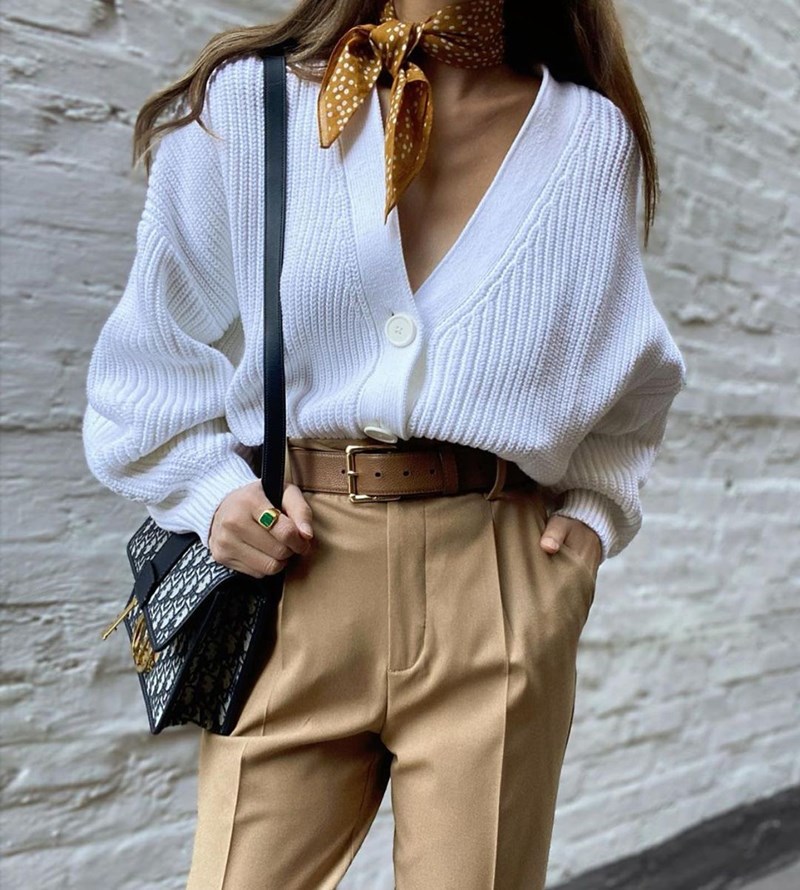 6 casual λουκ για να απολαύσεις τις βόλτες του weekend - εικόνα 2