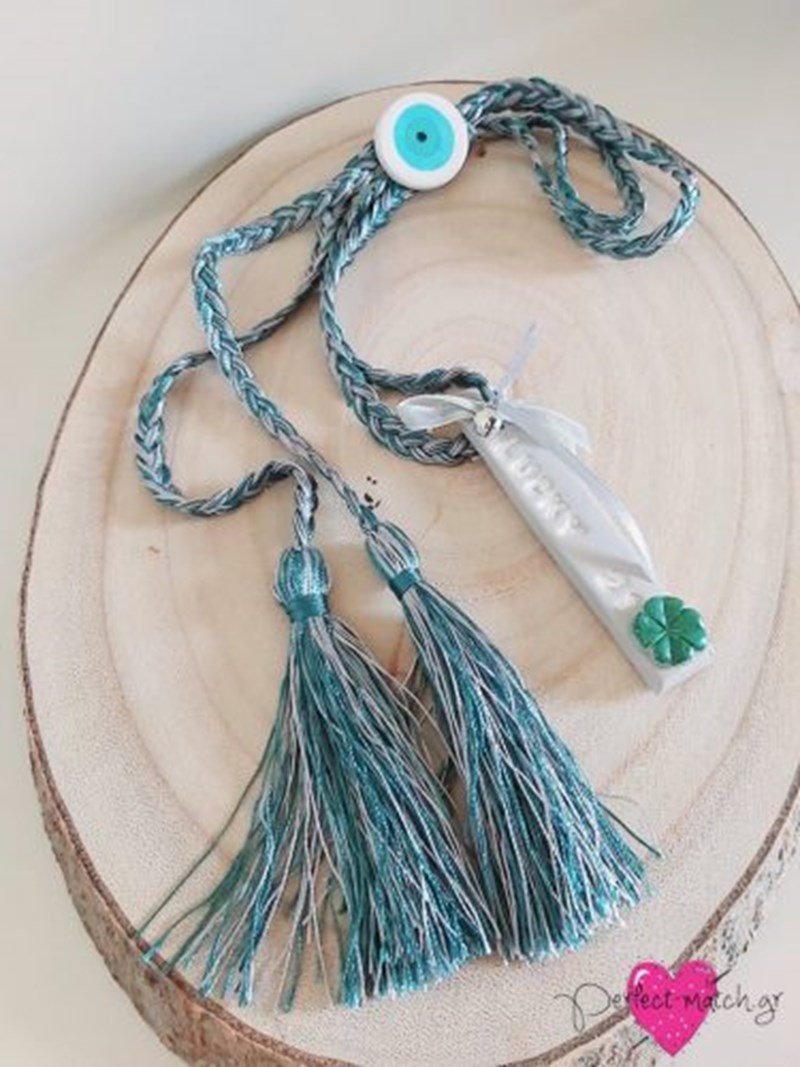 Τα χριστουγεννιάτικα γούρια για να ξεκινήσουμε τη νέα χρονιά - εικόνα 1