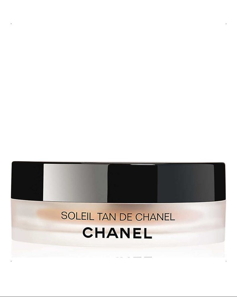 6 iconic προϊόντα ομορφιάς που πρέπει να έχεις στο νεσεσέρ σου - εικόνα 6