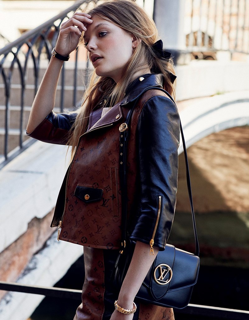 10 χειμερινά λουκ μας ταξιδεύουν στη μοναδική Βενετία - εικόνα 8