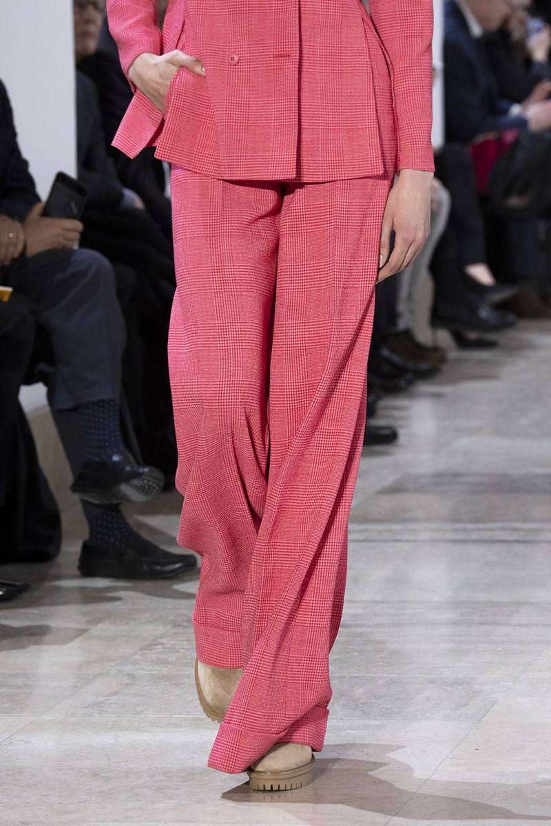 Ένα τέτοιο παντελόνι χρειάζεσαι τώρα (και πάντα!) - εικόνα 4