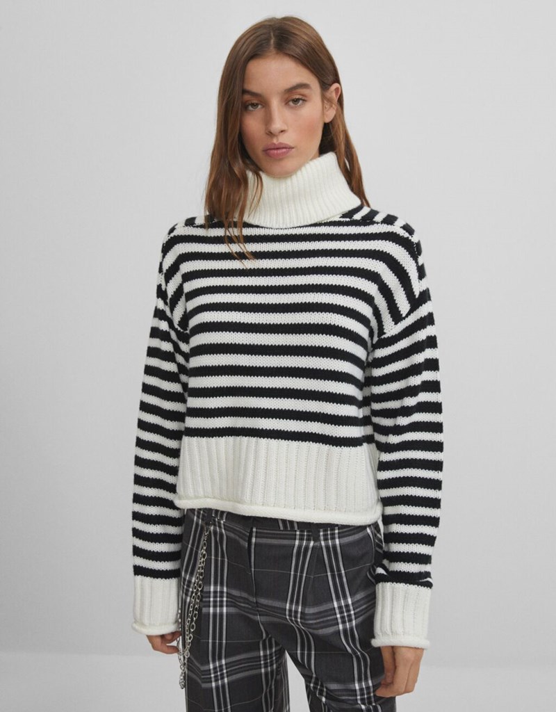 Zara, Mango, Bershka, Stradivarius: 7 ζιβάγκο που θα αγαπήσεις τώρα και όλο το χειμώνα - εικόνα 3