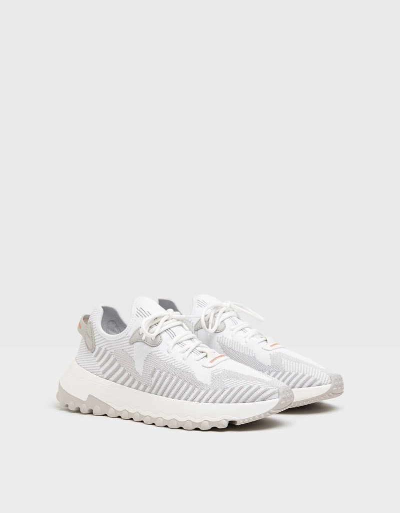 Zara, Mango, Bershka, H&M: 10 low-budget κομμάτια για να ξεκινήσει η εβδομάδα με στυλ - εικόνα 7