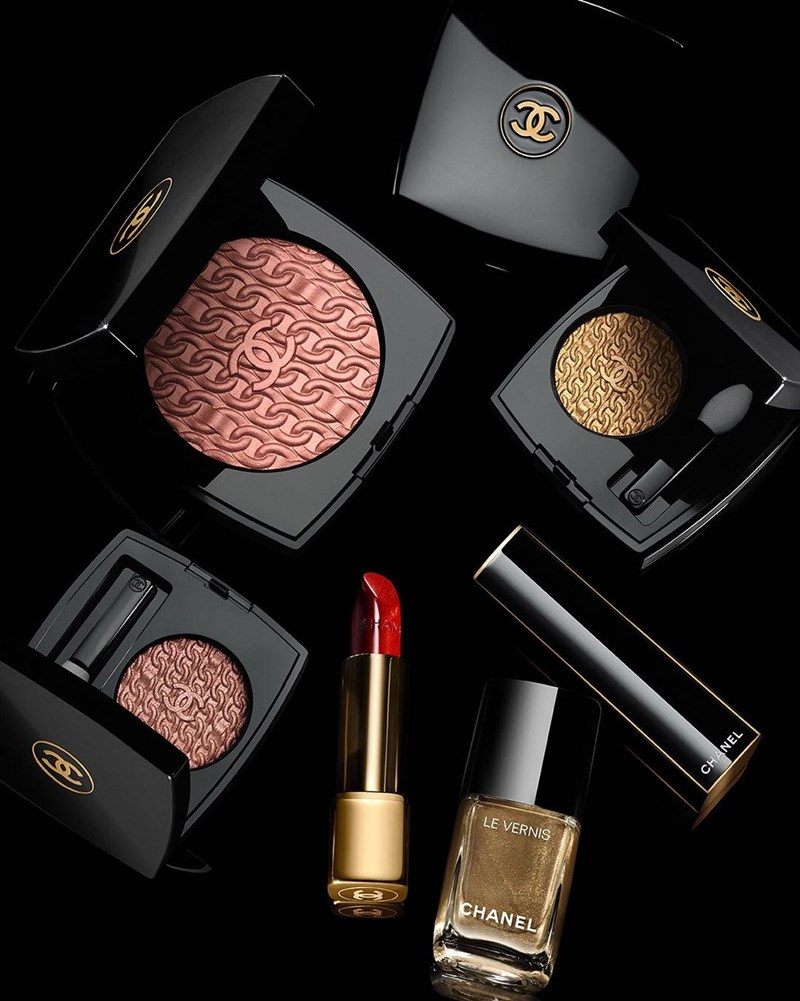 4 ακαταμάχητες συλλογές μακιγιάζ για να ανυπομονείς για τα Χριστούγεννα - εικόνα 3