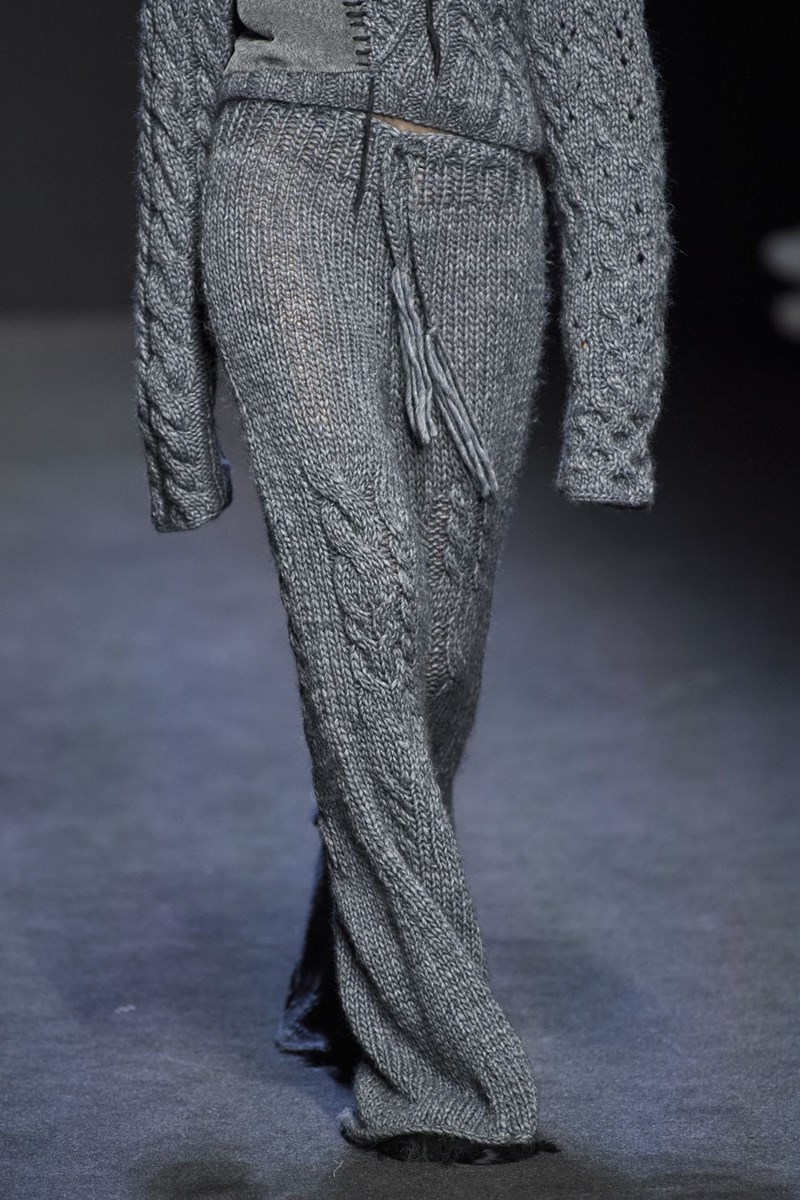 Ένα τέτοιο παντελόνι χρειάζεσαι τώρα (και πάντα!) - εικόνα 2