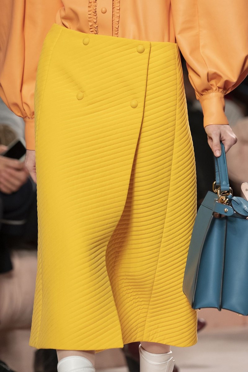 wrap midi φούστα