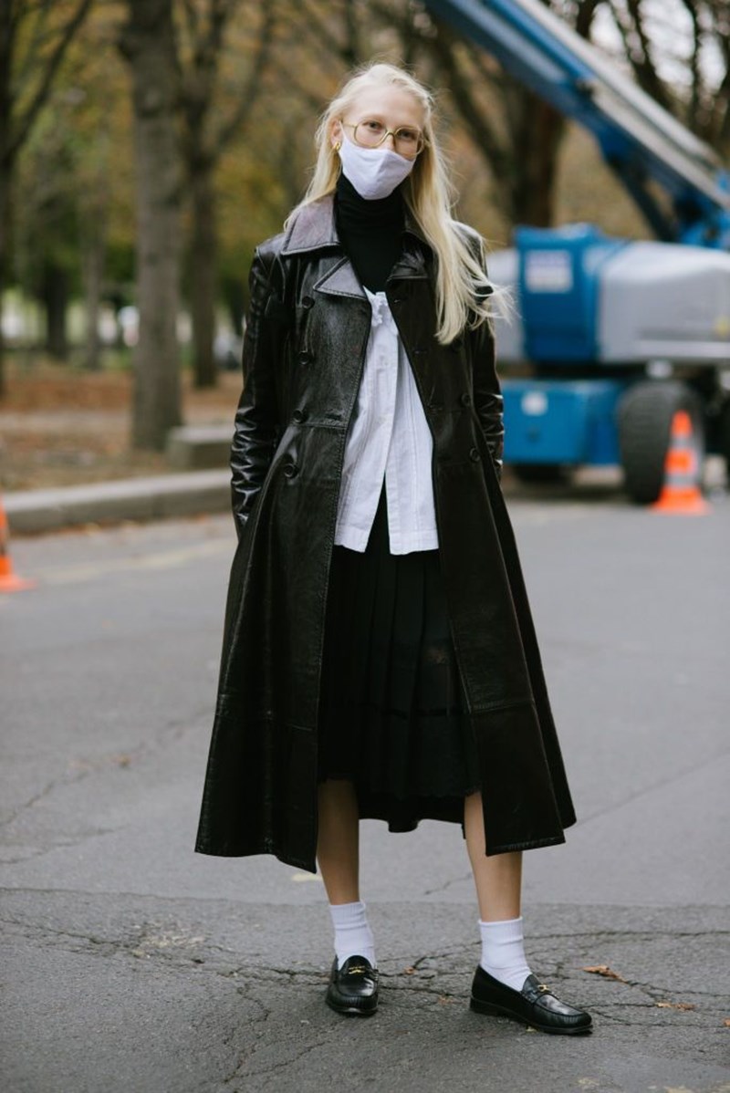 Αναρωτιέσαι πώς θα συνδυάσεις τα μοκασίνια σου; 9 λουκ που πρέπει να δεις τώρα! - εικόνα 6