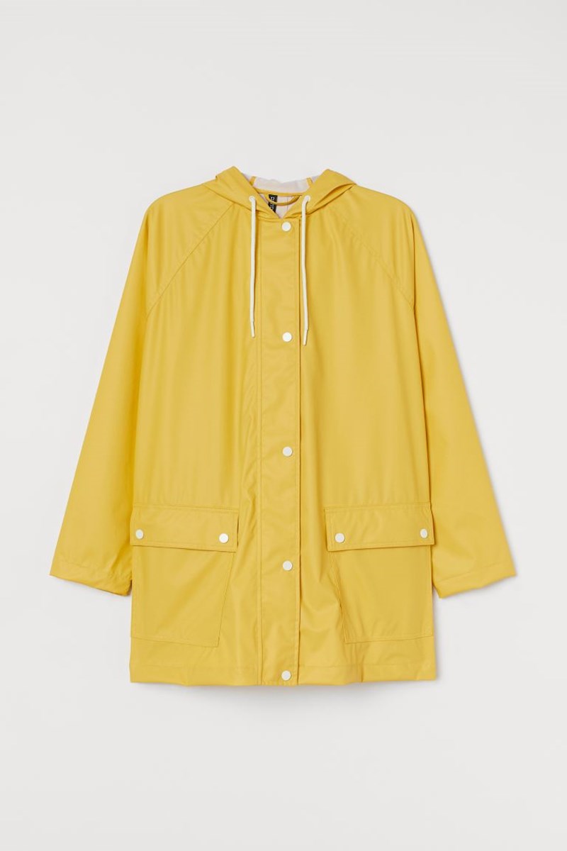 Με αυτά τα αδιάβροχα πανωφόρια στη συλλογή σου θα δείξεις στον καιρό "ποιος κάνει κουμάντο εδώ" - εικόνα 4