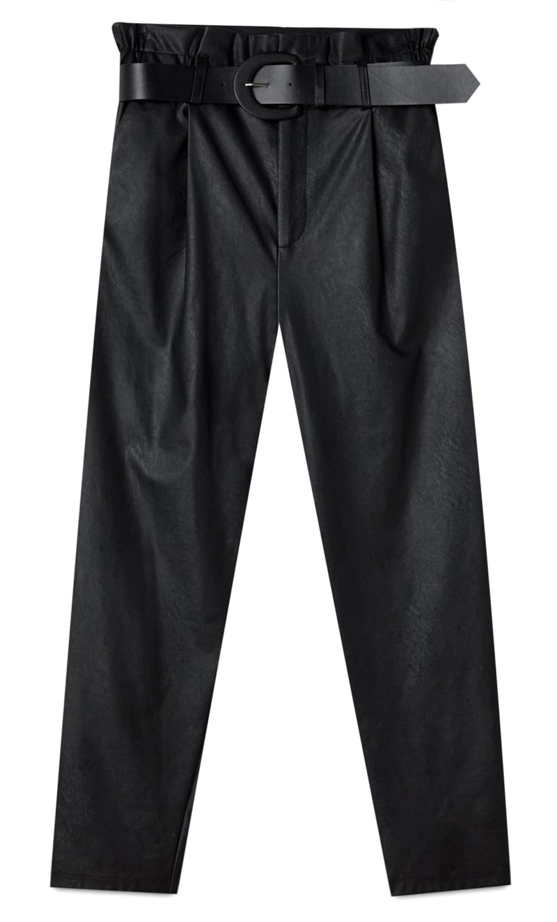 Black Friday 2020: Έχουμε ήδη φτιάξει το εκπτωτικό καλάθι μας στα Stradivarius και τα Pull & Bear - εικόνα 3