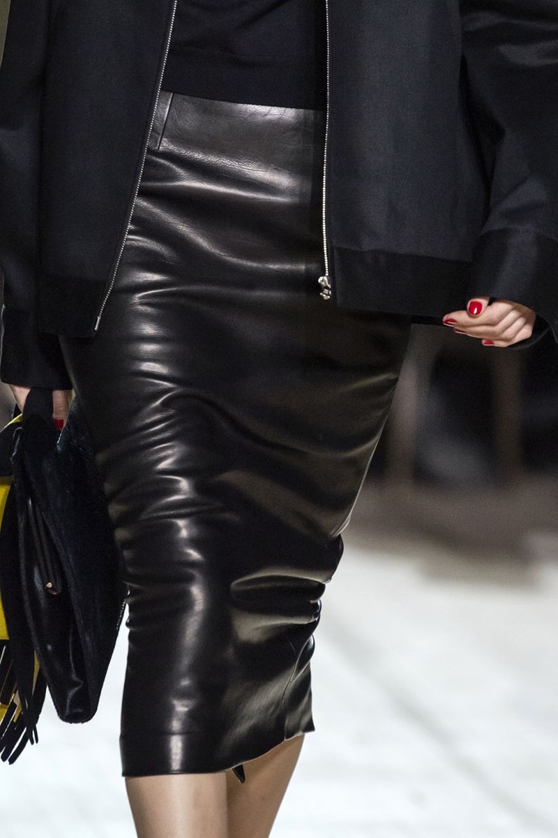 δερμάτινη midi φούστα