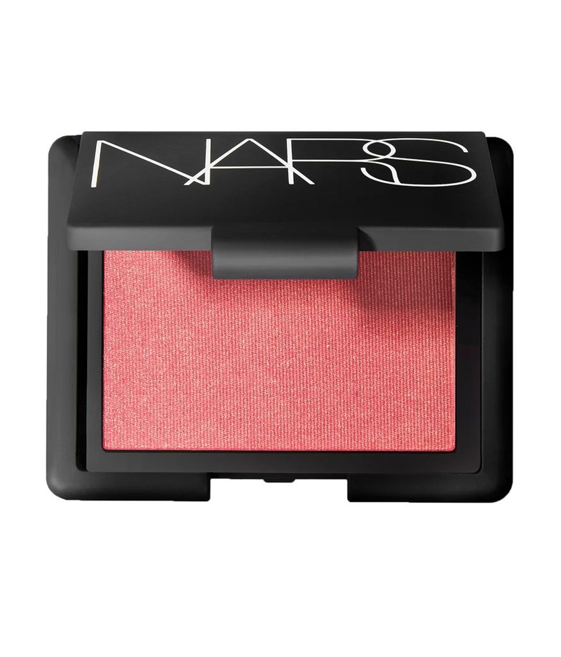 6 iconic προϊόντα ομορφιάς που πρέπει να έχεις στο νεσεσέρ σου - εικόνα 1