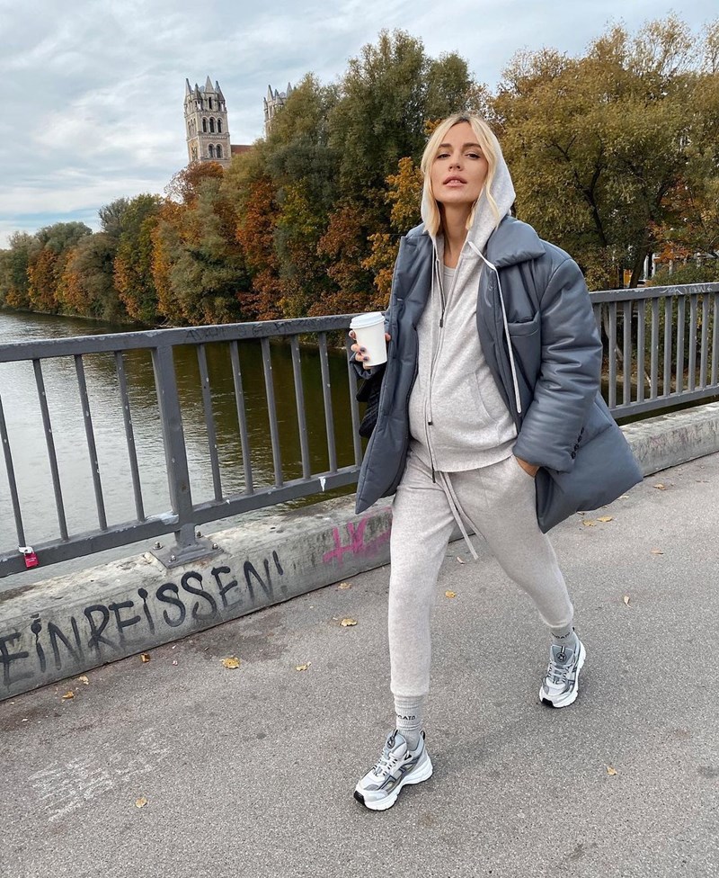 10+1 φανταστικές casual εμφανίσεις που για την ώρα θα κάνουμε μέχρι το super market - εικόνα 6