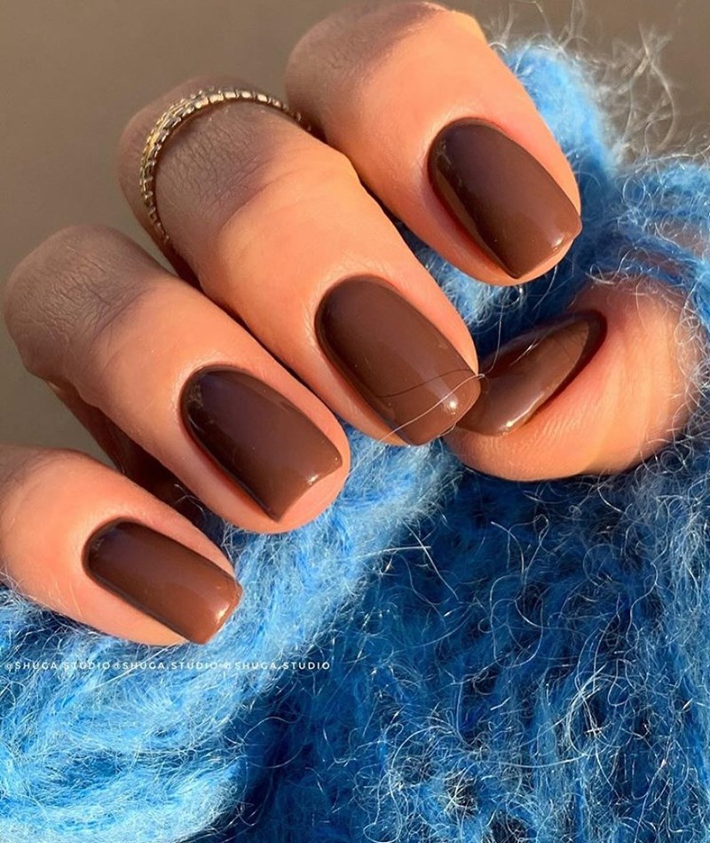 6 μανικιούρ στα ωραιότερα χρώματα του χειμώνα - εικόνα 2